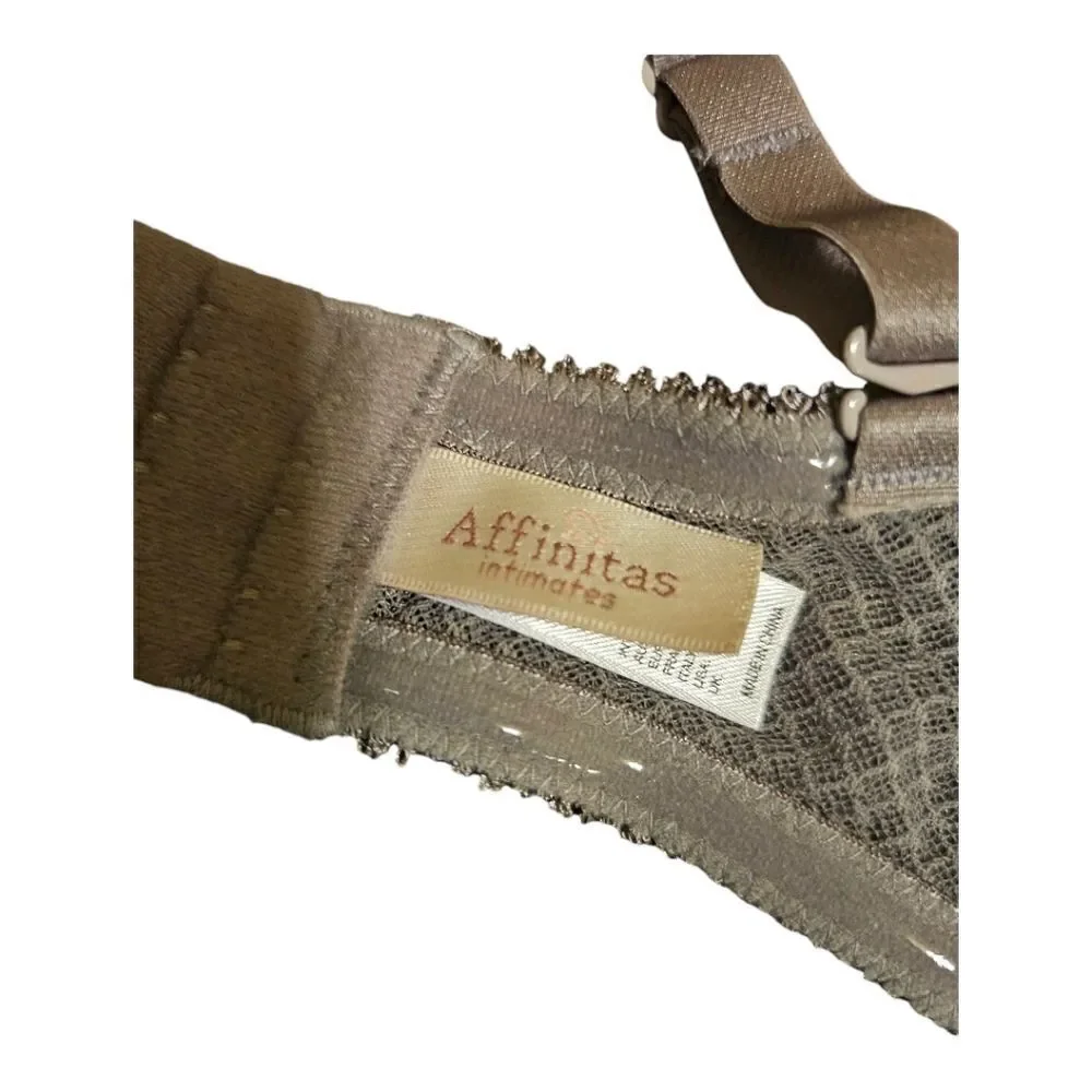 AFFINITAS Lavender Lace Padded Underwire Bra -‎ Size 32DD - Picture 8 of 9